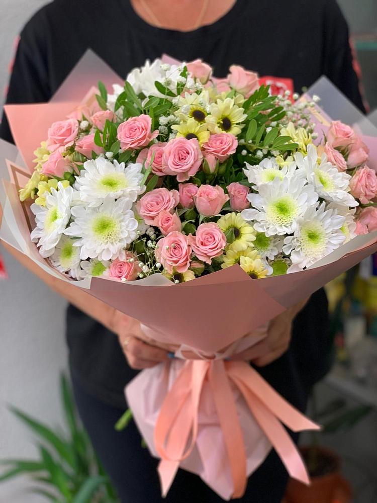 Букет цветов из: Розы и Хризантемы в Коротояке