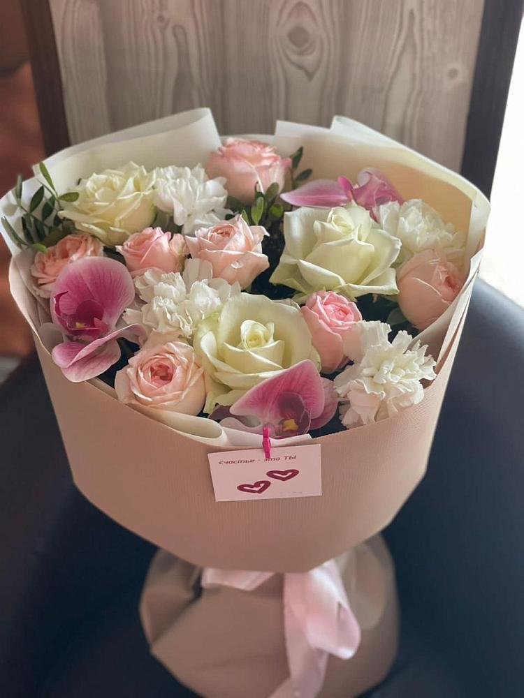 Букет цветов из: Орхидеи, Розы и Гвоздики в Коротояке