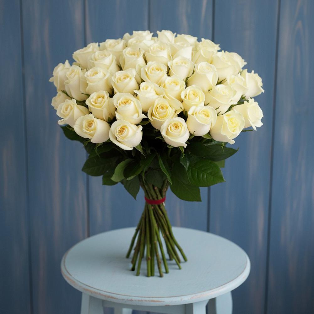 Букет 51 Белая роза Эдлесс Лав в Коротояке