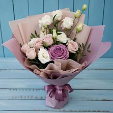 Букет цветов из:  Розы и Лизиантусы в Коротояке