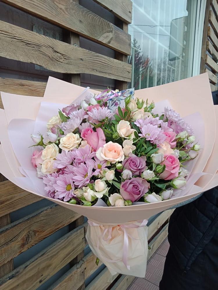 Букет цветов из: Розы и Хризантемы в Коротояке