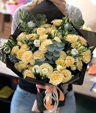 Букет цветов из:  Розы и Лизиантусы в Коротояке